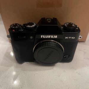 Fujifilm t-x10 and TTArtisan 27/2.8